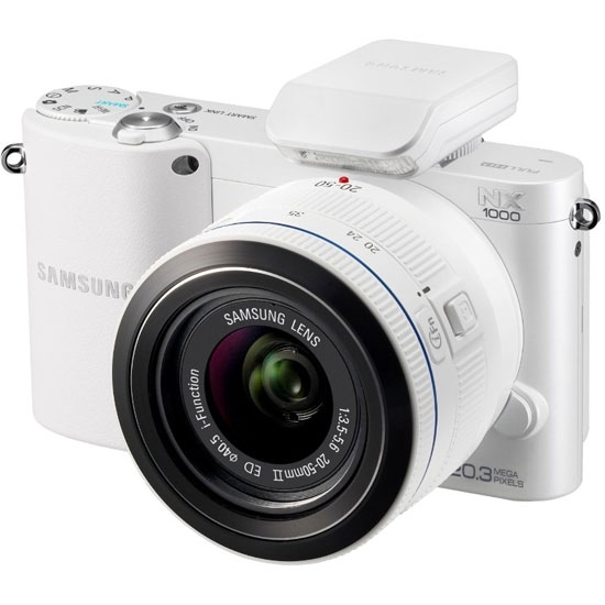 ЦИФРОВОЙ ФОТОАППАРАТ SAMSUNG NX1000 KIT 20-50 БЕЛЫЙ