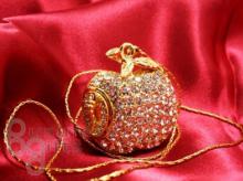 Флешка Яблоко. Ювелирное яблоко инкрустированное стразами. Флешка Яблоко. Ювелирное яблоко инкрустированное стразами.