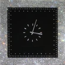 Часы настеные с кристаллами Swarovski "Браслет "